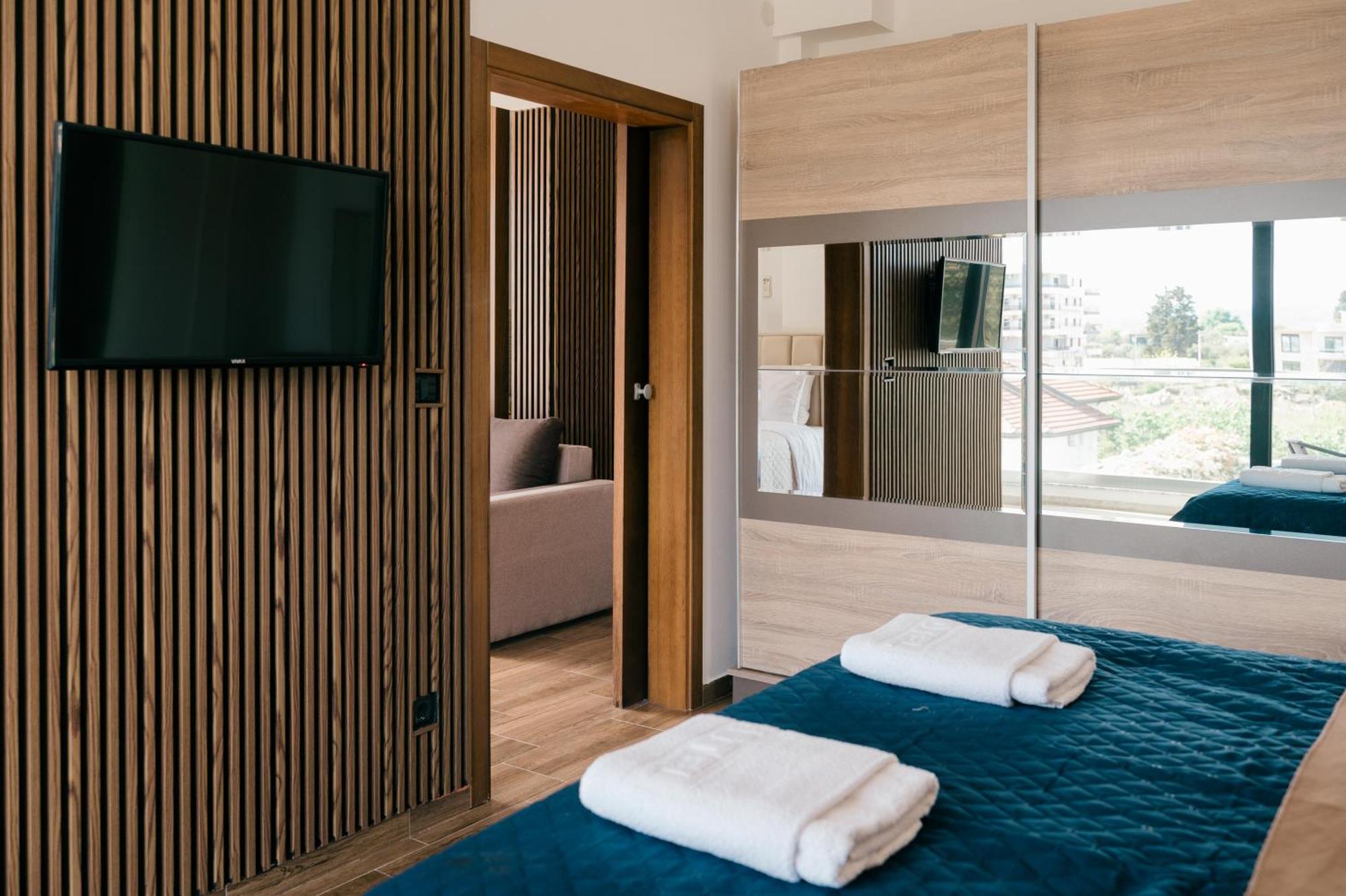 Hotel Lajka Luxury Ulcinj Exterior photo