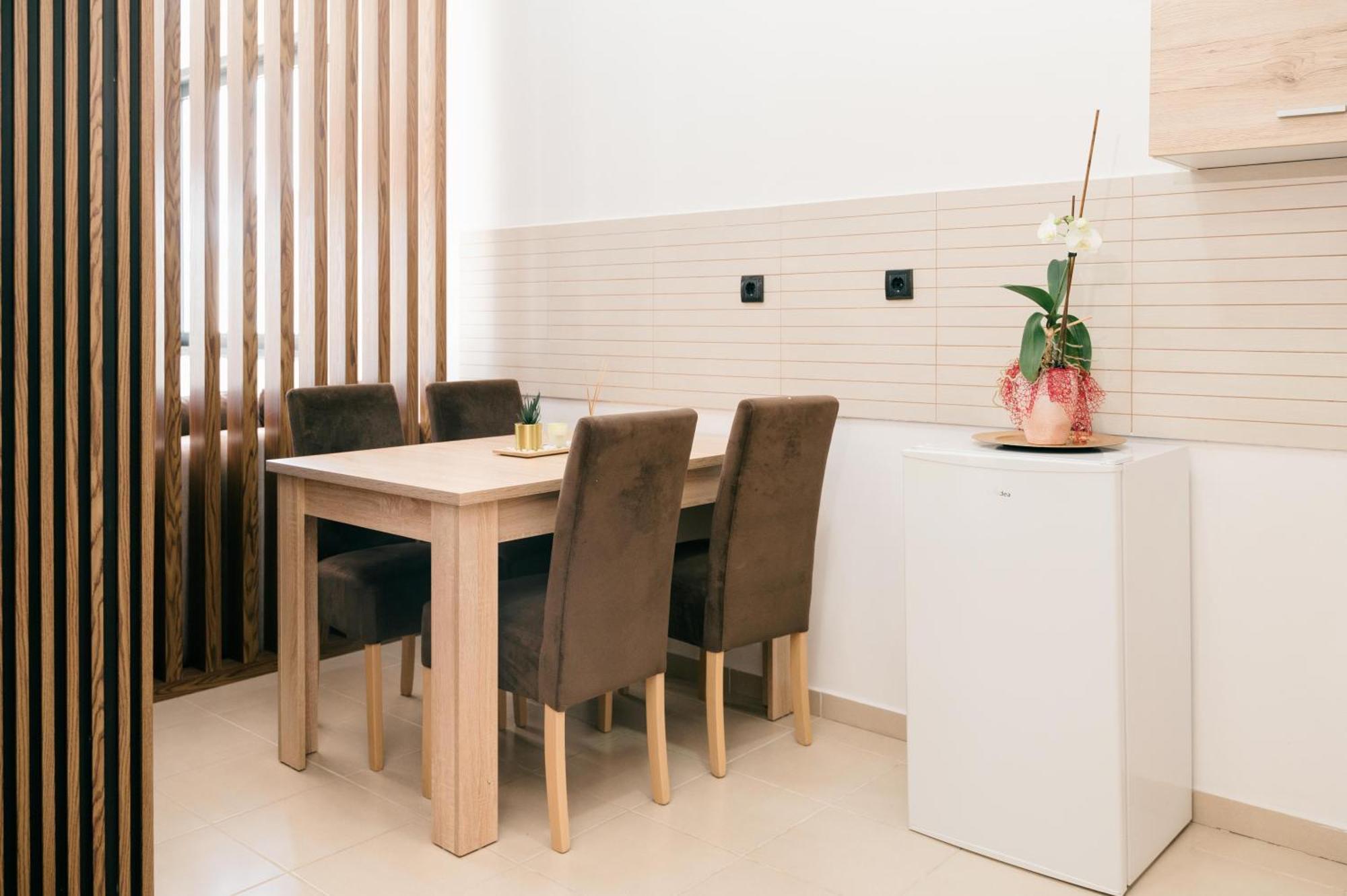Hotel Lajka Luxury Ulcinj Exterior photo