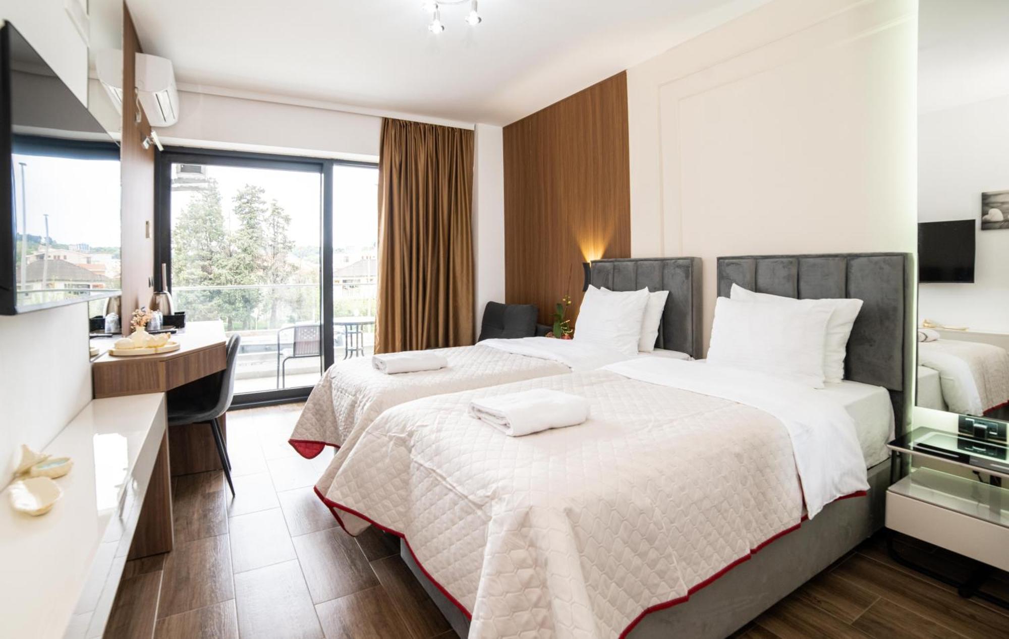 Hotel Lajka Luxury Ulcinj Exterior photo